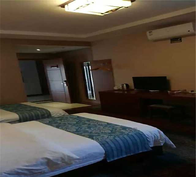 布尔津喀纳斯旅游酒店普标